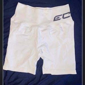 ECHT Arise Scrunch Shorts